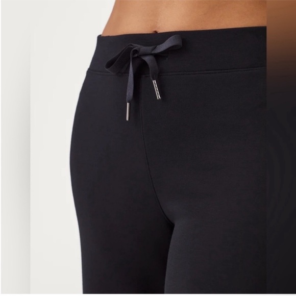 Spanx Air Essential Wide Leg Pants in Black - Picture 2 of 9